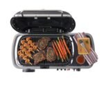 Weber Gasgrill Traveler Campinggrill, Stealth Edition, inklusive Abdeckhaube – Bild 4