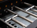 Grillfürst Plancha Grill 2 Brenner mit insgesamt 7 kW und Edelstahl Plancha inkl. 2 Stk. Plancha Spatel und Grillzange – Bild 9