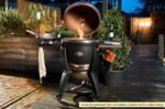 Monolith Grill AVANTGARDE.66 satin-matt Schwarz mit Gestell und Seitentischen inkl. Smoke Set – Bild 3
