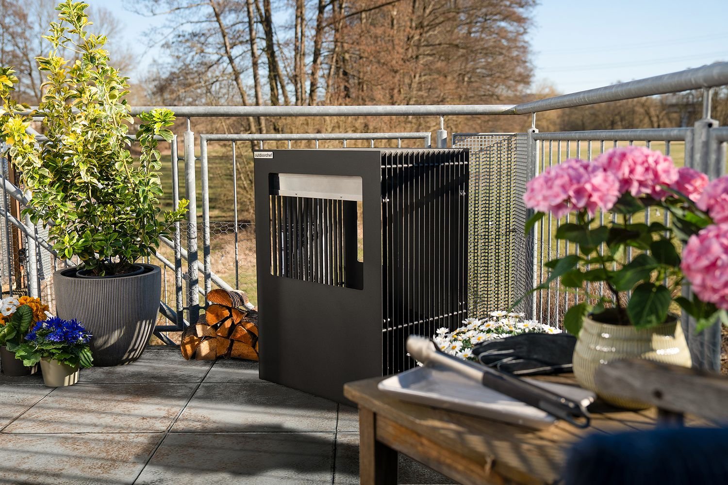 Outdoorchef Firepit Feuerstelle und Holzkohlegrill – Bild 3