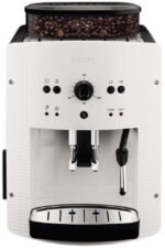 Krups EA8105 Kaffeevollautomat mit integriertem Mahlwerk automatische Reinigung – Bild 5