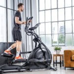 Taurus Crosstrainer FX9.9 – Bild 3