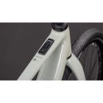 CUBE EDITOR HYBRID SLX 400X City E-Bike 2026 reedbeige / chrome – Bild 4