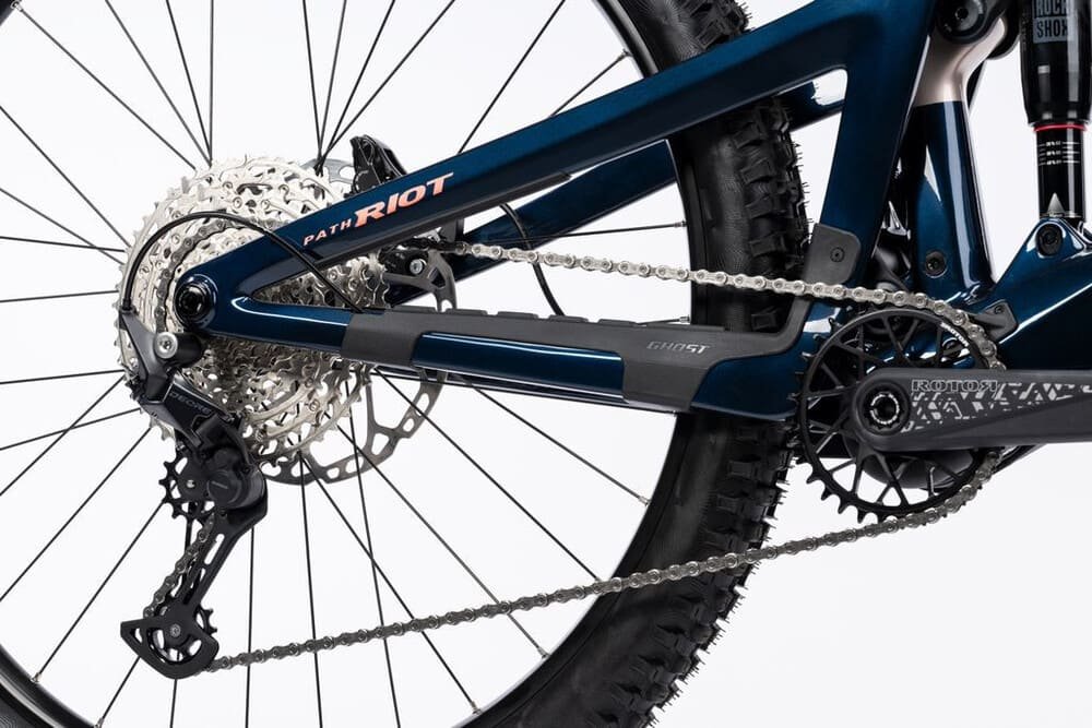 Ghost PATH RIOT CF Advanced Carbon E-MTB 2025 ink blue / coffee ice rose glossy – Bild 4