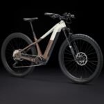 Trek Powerfly+ 8 Gen 5 29" E-Mountainbike 2026 Satin Lunar Silver/Bronze Age – Bild 7