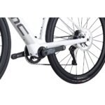 BMC ROADMACHINE 01 AMP ONE E-Rennrad 2026 metallic white – Bild 8